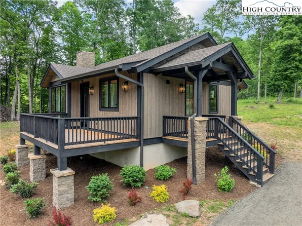 55 Summit View Parkway, Spruce Pine, NC 28777
