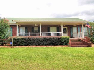 29 Angel Ln, Leakesville, MS 39452