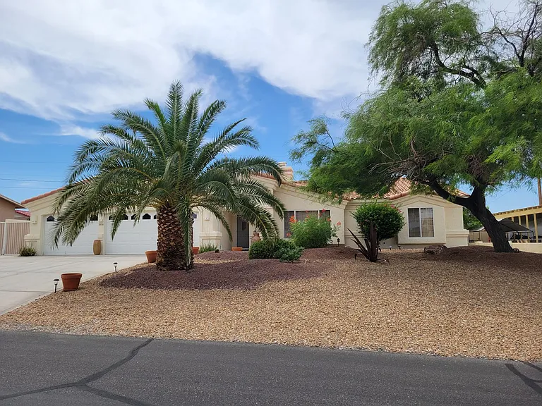 2930 Coconino Dr — Photo 2