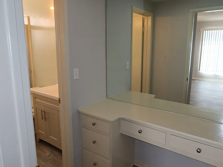 428 S Hamel Rd #10 — Photo 17
