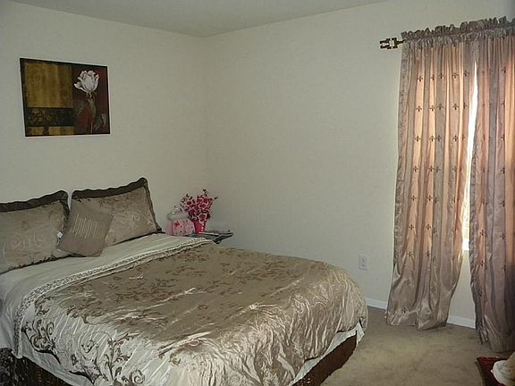 5th image of 9531 Arbury Ln