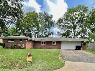 108 Rice Rd, Longview, TX 75605