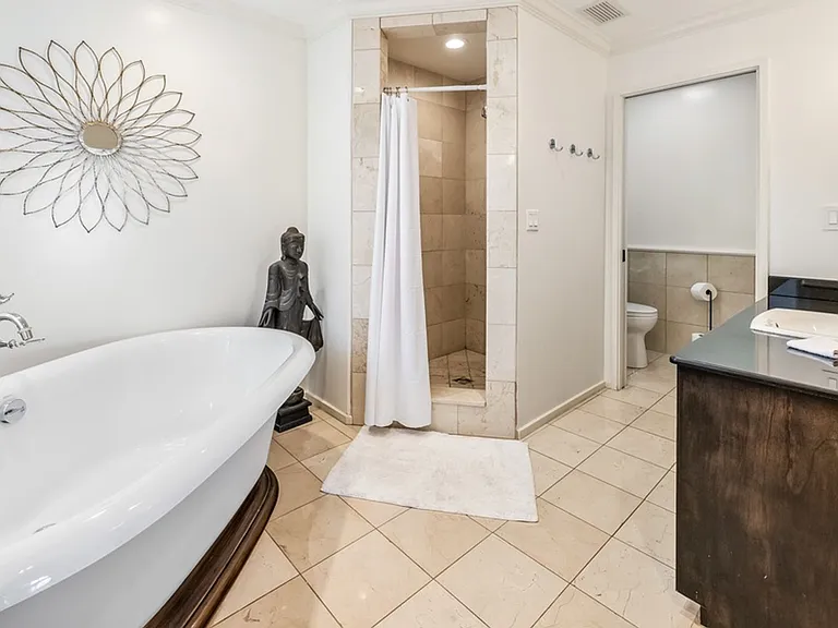 5687 Kalanianaole Hwy — Photo 27