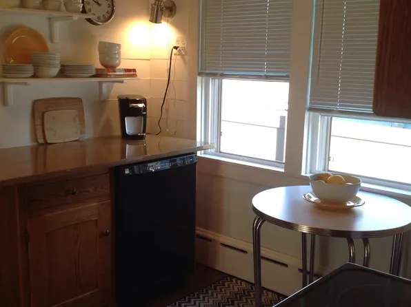 1302 N 3rd St, Ishpeming, MI 49849