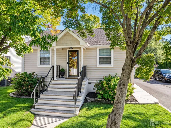 45 Betts Ave, Lawrence Township, NJ 08648