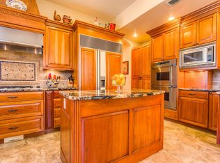 11 Falcon Ct, Tijeras, NM 87059