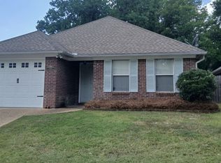 105 Stonecastle Ct, Brandon, MS 39047
