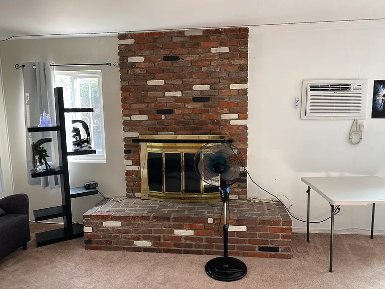 918 Diamond St — Photo 6