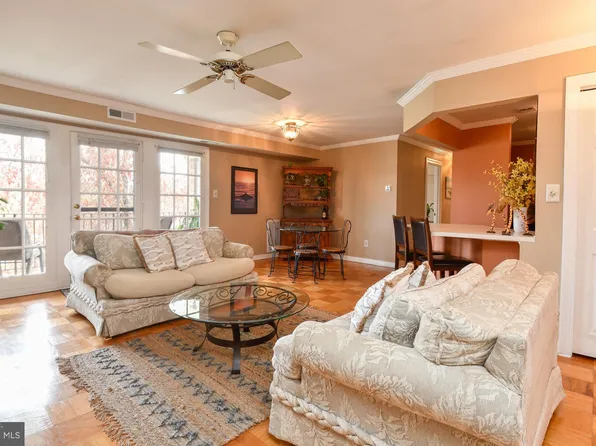 12715 Gordon Blvd APT 112, Woodbridge, VA 22192