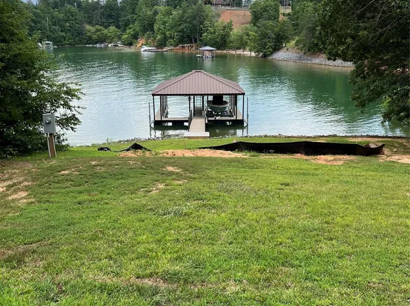 2715 Lakeridge Ct, Nebo, NC 28761