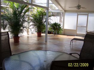 5017 Prairie Dunes Village Cir, Lake Worth, FL 33463