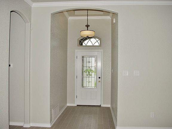 5th image of 5911 Verde Dr