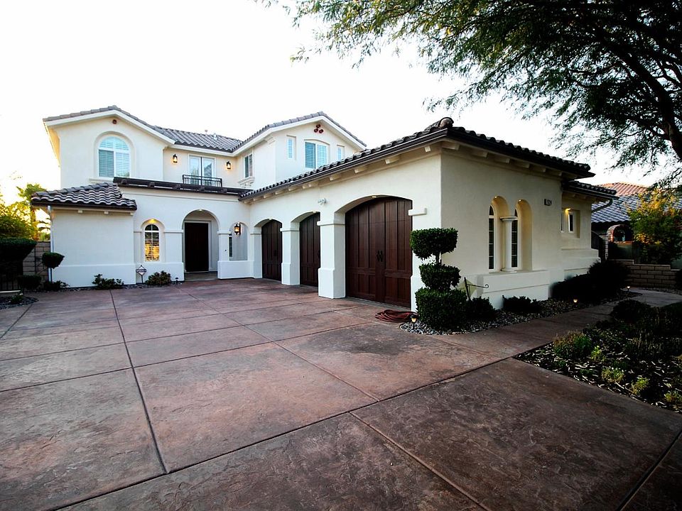 1st image of 18244 Deauville Dr