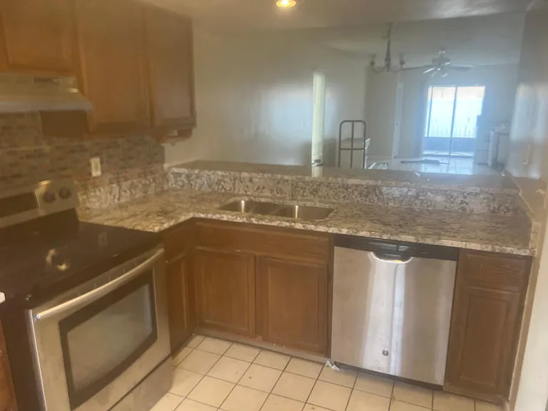 7360 Ulmerton Rd #19A — Photo 15
