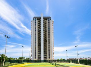 Cricket Club Condo, Miami, FL 33181