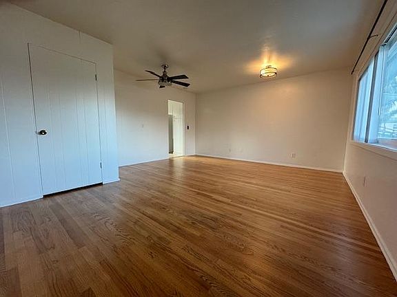 5th image of 4526 35th St