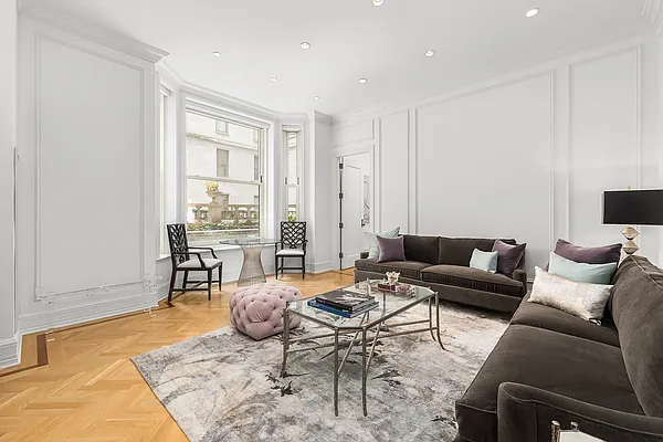 Sold by Douglas Elliman | media 23