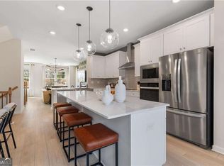 2806 Daybreak Ln, Newnan, GA 30265