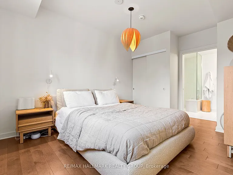 135 Barrette St #207 — Photo 23