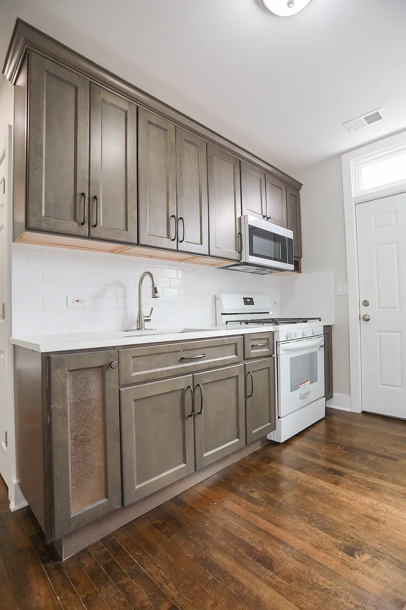 Building Photo - 2707 N Kilpatrick Ave #2