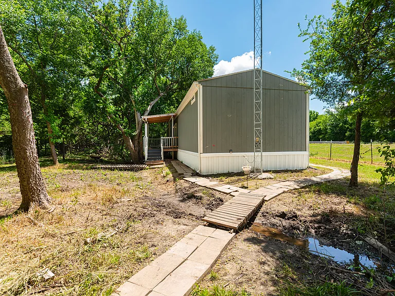 3161 S FM 1752 — Photo 6