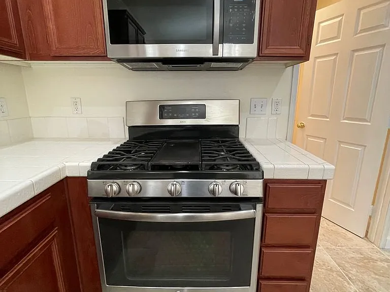 21256 Vidal Ct — Photo 15
