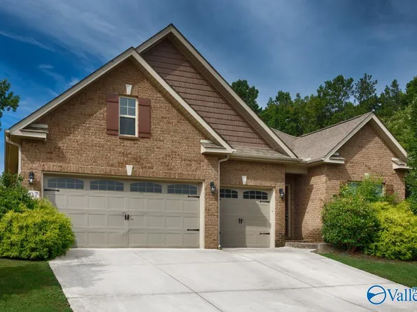 207 Blackwood Dr, Madison, AL 35757