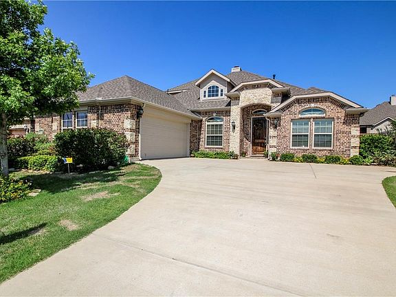 3rd image of 8633 Hornbeam Dr