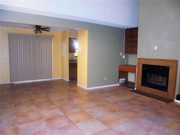 5th image of 611 Lost Springs Ct APT A