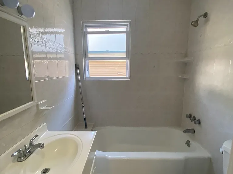 114 Ridge Ave #1 — Photo 8