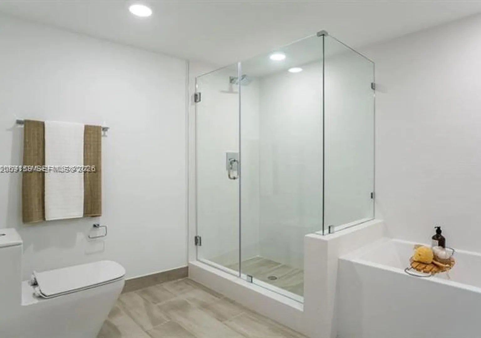 9261 E Bay Harbor Dr cu-503, Bay Harbor Islands, FL 33154 — Photo 4