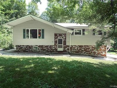 45 Matuk Drive, Hyde Park, NY, 12538