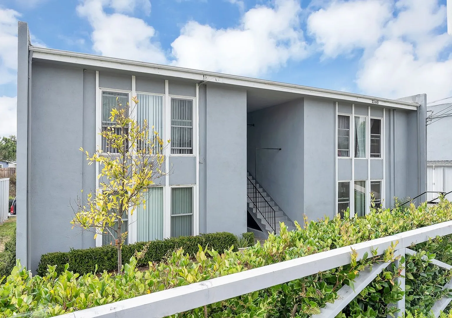 Canyon Drive Apartment Homes — Photo 1