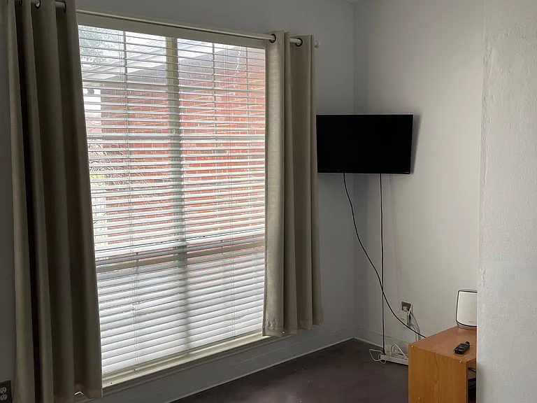 22407 Madison Park — Photo 24