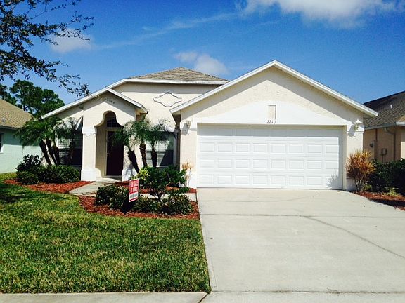 2nd image of 2210 Chinaberry Cir SE
