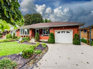 54 Fairlawn Rd, Kitchener, ON N2C1X9
