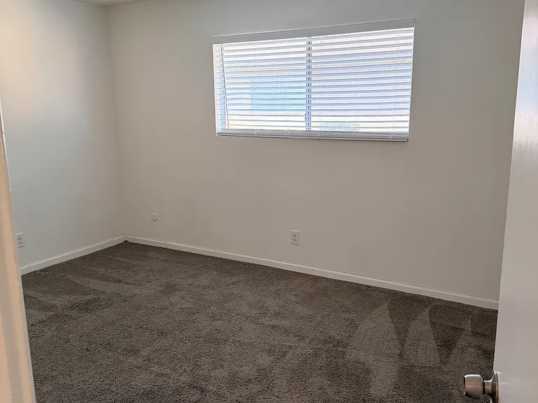 40 W Beverly Dr — Photo 23