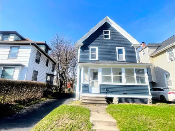 210 Cedarwood Ter, Rochester, NY 14609