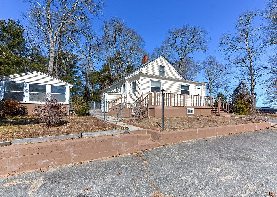 18 Cleveland Way, Buzzards Bay, MA 02532 Zillow