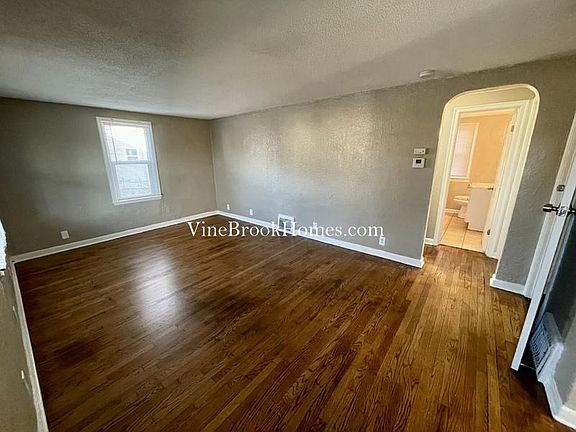 3rd image of 4625 Georgia Ave