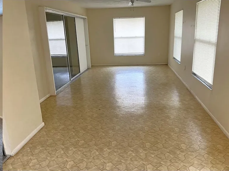 3737 Allenwood St #1 — Photo 4
