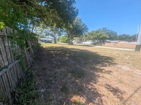 5055 2nd Ave S #8, Saint Petersburg, FL 33707