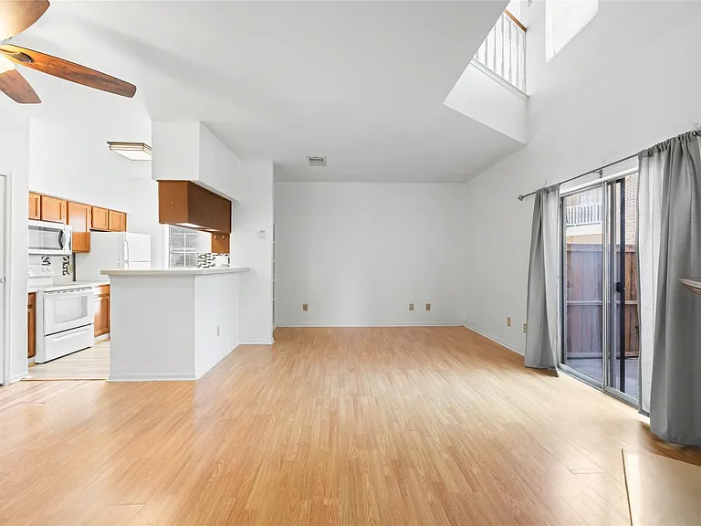 7575 Cambridge St #1304 — Photo 12