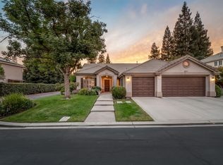 10267 N Pierpont Cir, Fresno, CA
