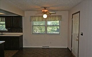 3rd image of 2901 Kingsbury Ct