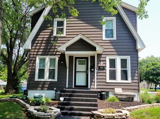 994 S 5th Ave, Kankakee, IL 60901