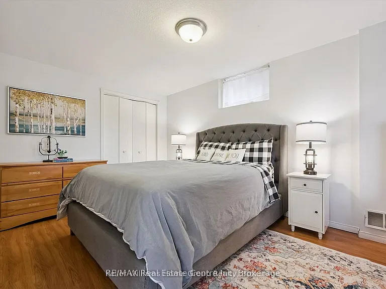 361 Starwood Dr #BASEMENT — Photo 11
