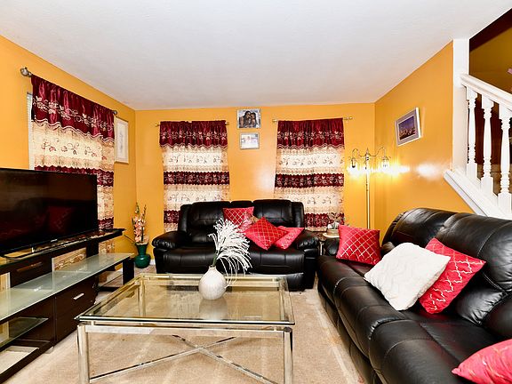5th image of 5944 Edelle Dr