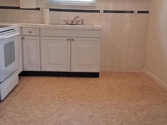 2nd image of 2342 Forest Home Ave