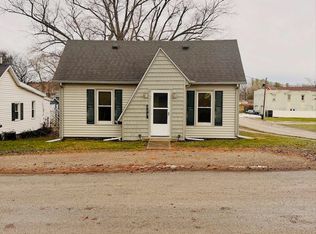 208 S Mill St, Athens, IL 62613